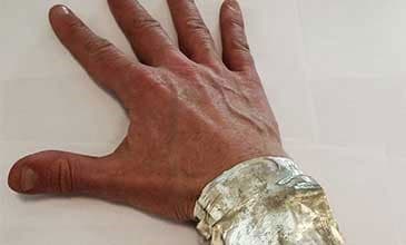 Soft robotics integrated into clothing